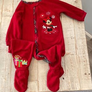 3/$20 Minnie mouse Christmas pajamas